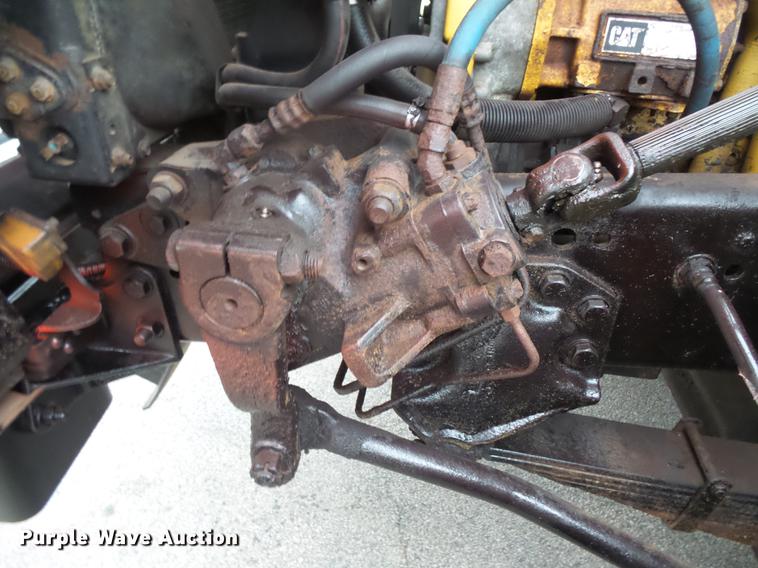 image for item DB8047 1995 Ford L9000 crane truck