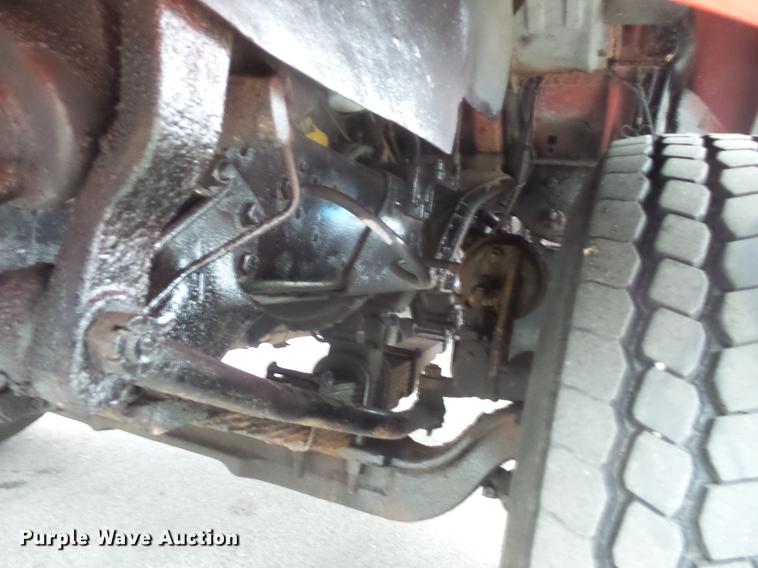 image for item DB8047 1995 Ford L9000 crane truck