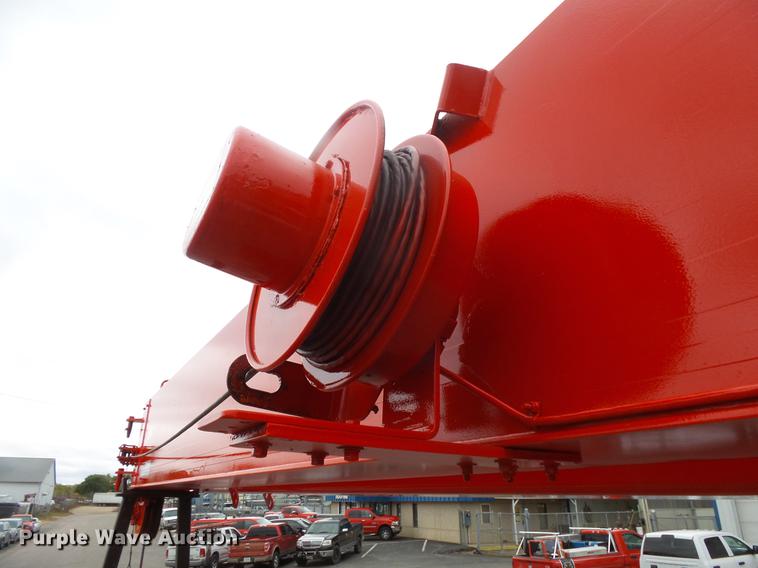 image for item DB8047 1995 Ford L9000 crane truck