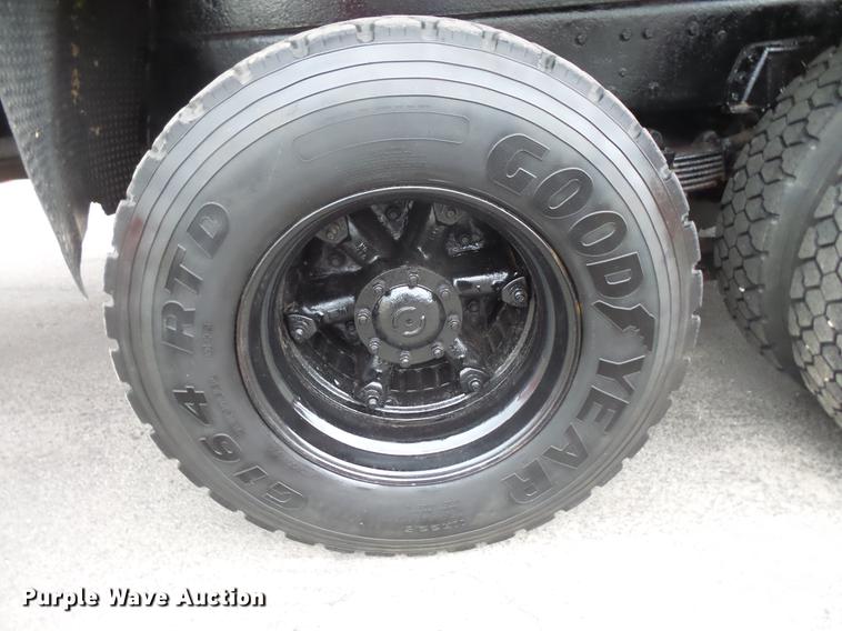 image for item DB8047 1995 Ford L9000 crane truck