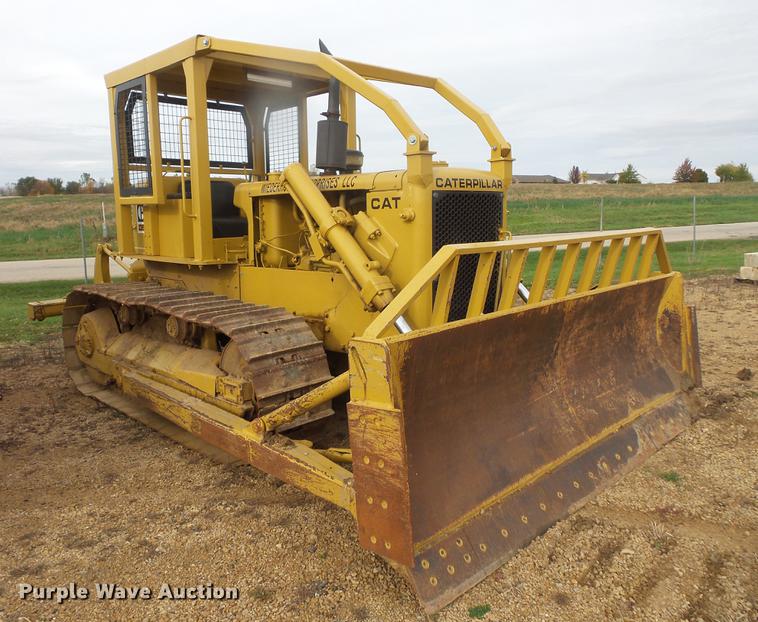 image for item DB8050 Caterpillar D5 dozer