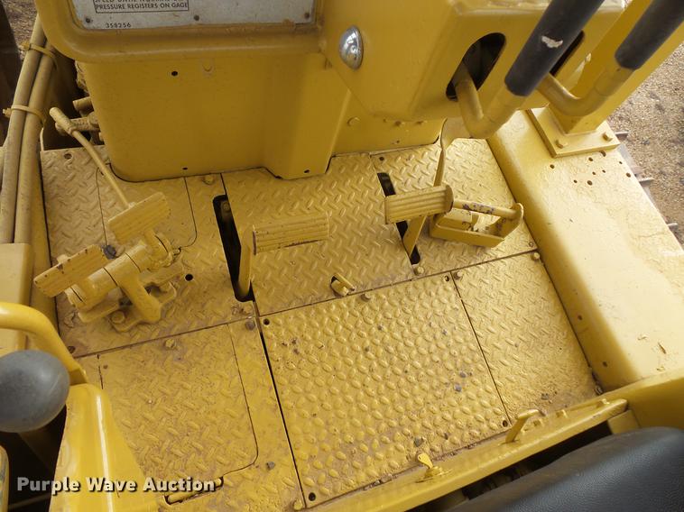 image for item DB8050 Caterpillar D5 dozer