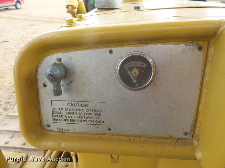 image for item DB8050 Caterpillar D5 dozer