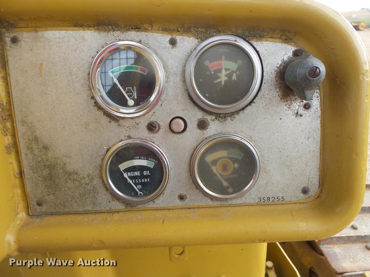 image for item DB8050 Caterpillar D5 dozer