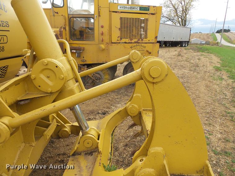 image for item DB8050 Caterpillar D5 dozer