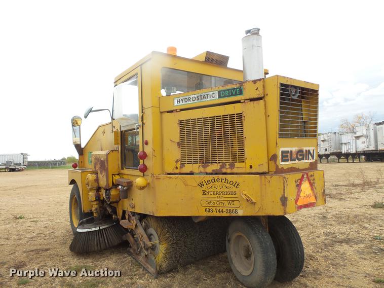 image for item DB8051 Elgin Pelican S street sweeper