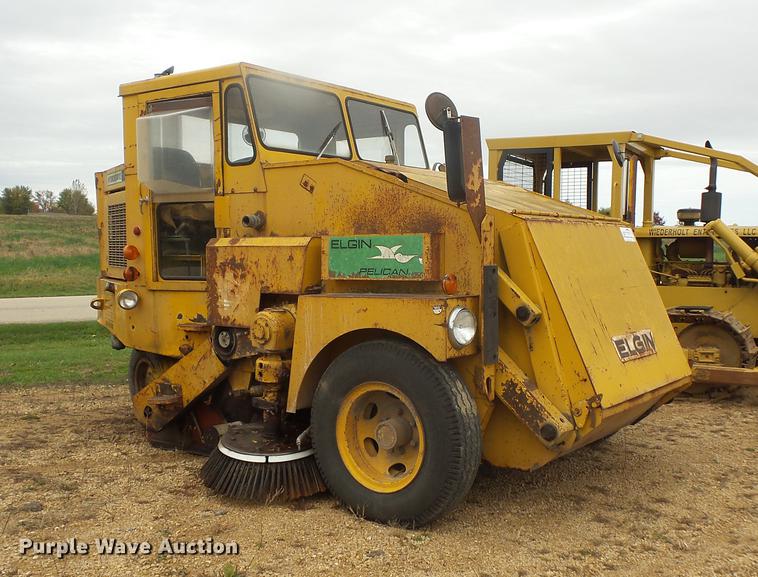 image for item DB8051 Elgin Pelican S street sweeper