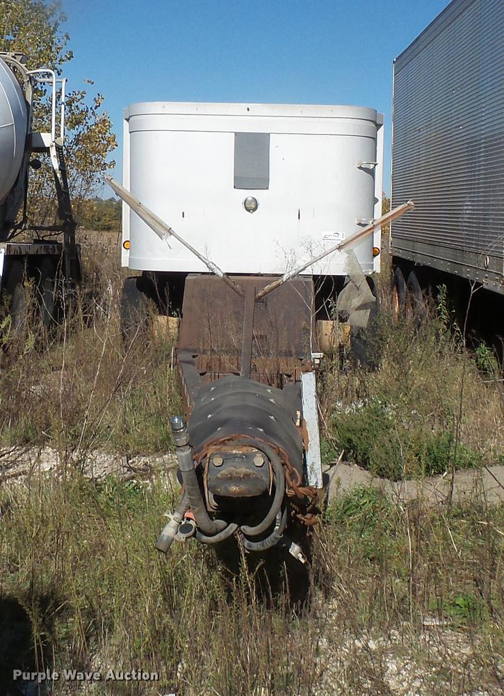 image for item DB8065 1984 Truck Equipment Trailers end dump pup trailer