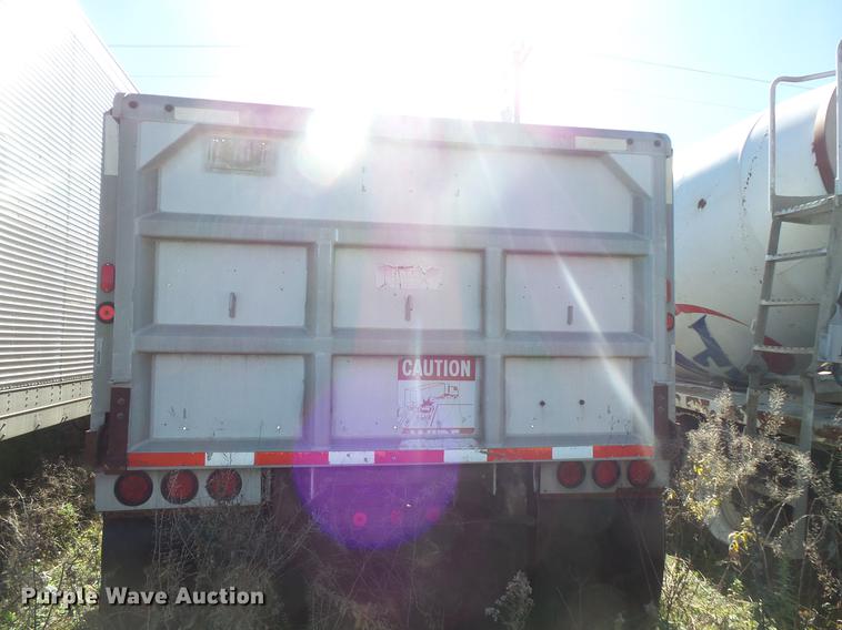 image for item DB8065 1984 Truck Equipment Trailers end dump pup trailer