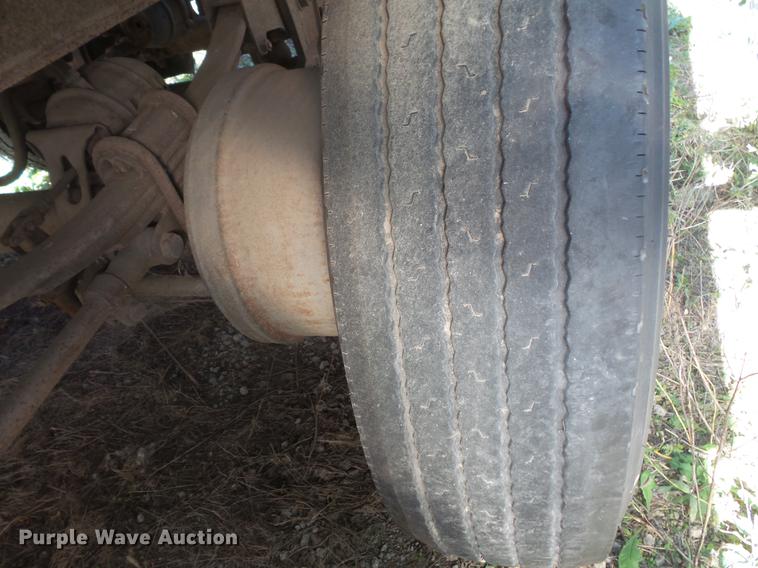 image for item DB8065 1984 Truck Equipment Trailers end dump pup trailer