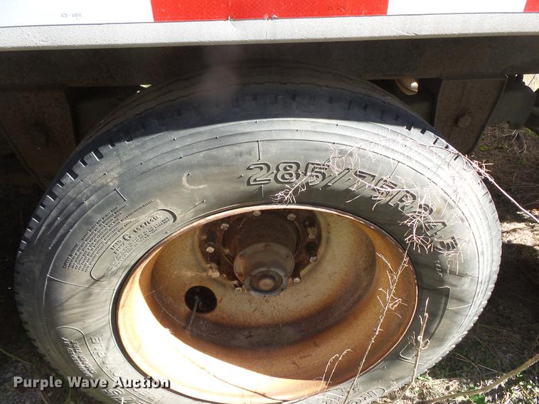 image for item DB8065 1984 Truck Equipment Trailers end dump pup trailer