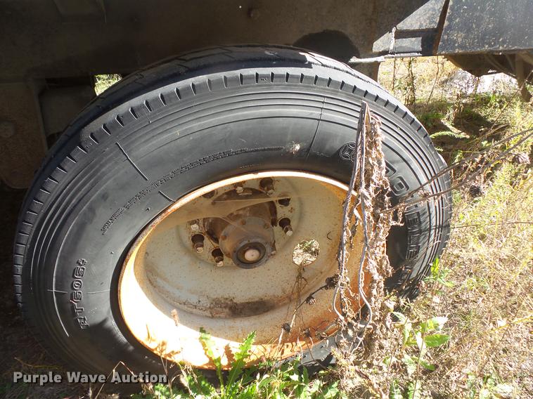 image for item DB8065 1984 Truck Equipment Trailers end dump pup trailer