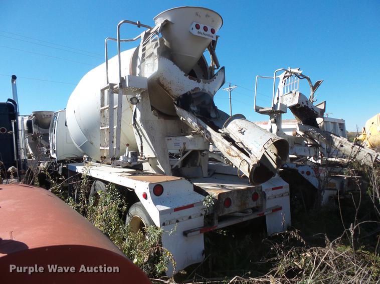 image for item DB8069 2005 Sterling L8500 ready mix truck