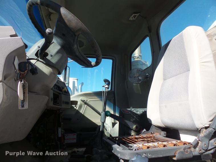 image for item DB8069 2005 Sterling L8500 ready mix truck