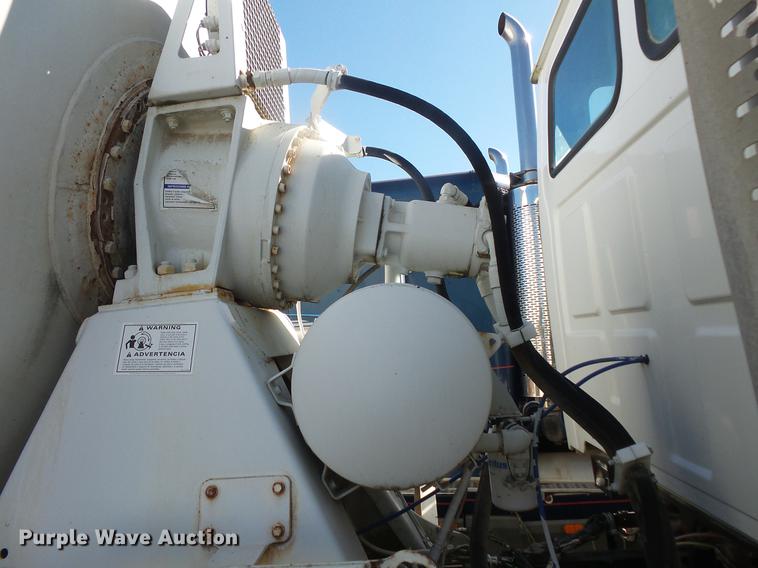 image for item DB8069 2005 Sterling L8500 ready mix truck