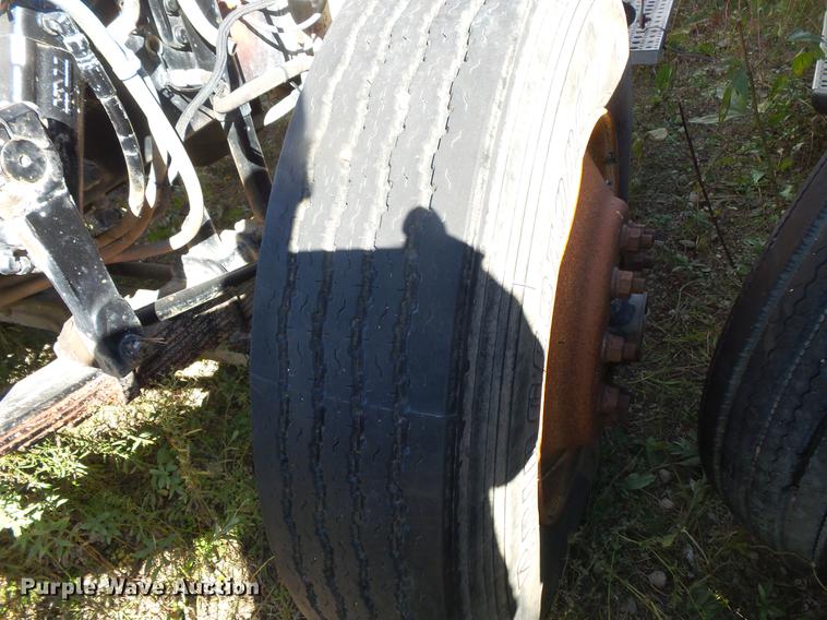 image for item DB8069 2005 Sterling L8500 ready mix truck