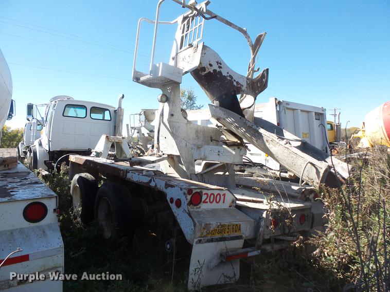 image for item DB8070 2007 Sterling L8500 ready mix truck chassis