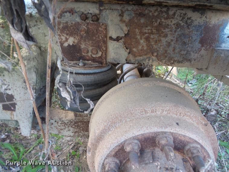 image for item DB8070 2007 Sterling L8500 ready mix truck chassis