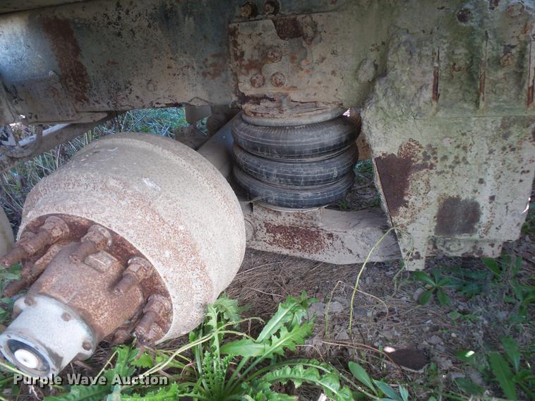 image for item DB8070 2007 Sterling L8500 ready mix truck chassis