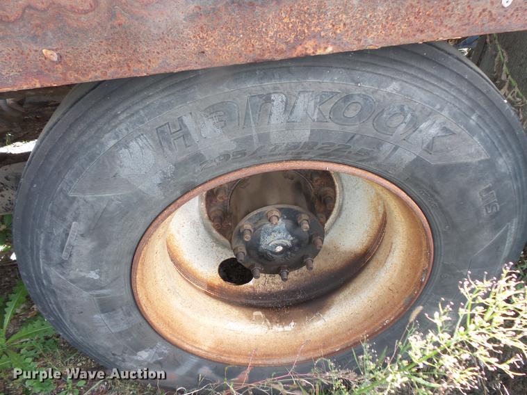 image for item DB8070 2007 Sterling L8500 ready mix truck chassis