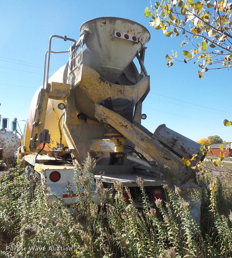 image for item DB8071 2004 Sterling L8500 ready mix truck