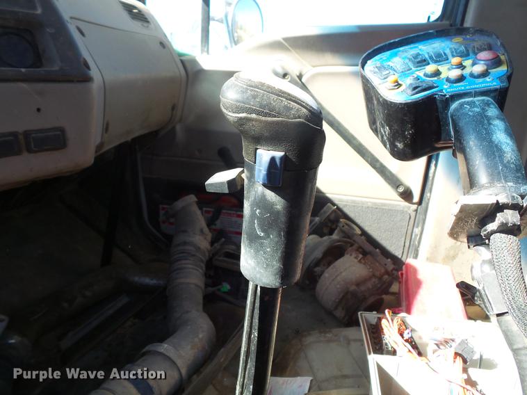 image for item DB8071 2004 Sterling L8500 ready mix truck