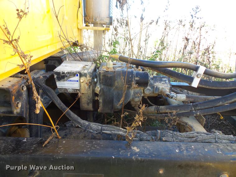 image for item DB8071 2004 Sterling L8500 ready mix truck