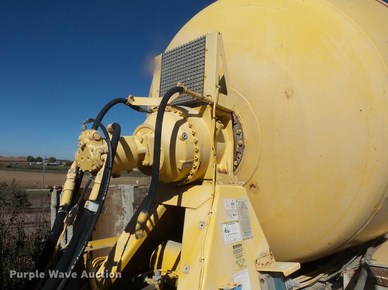 image for item DB8071 2004 Sterling L8500 ready mix truck