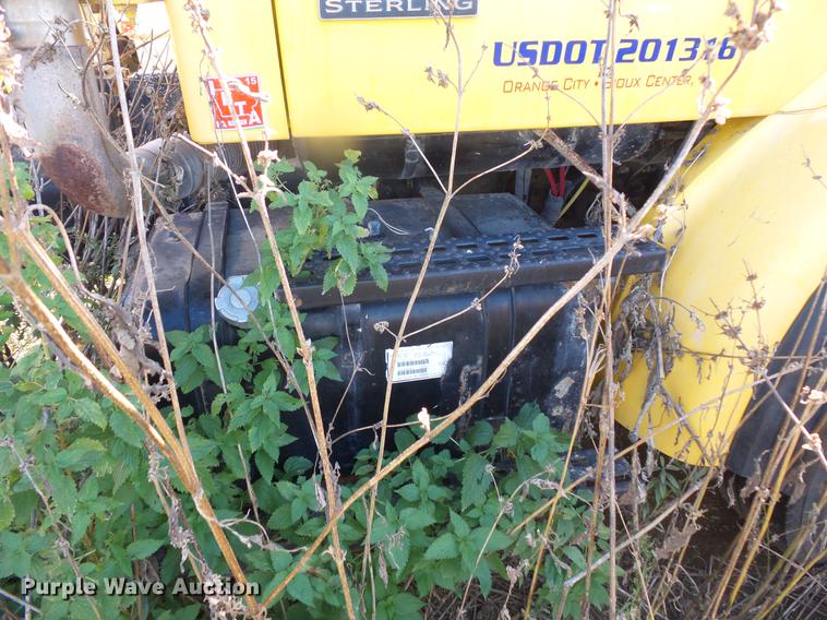 image for item DB8071 2004 Sterling L8500 ready mix truck