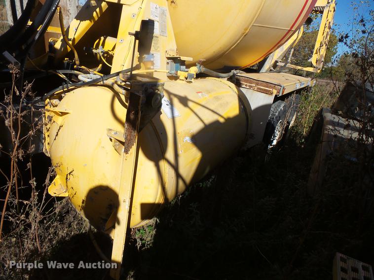 image for item DB8071 2004 Sterling L8500 ready mix truck