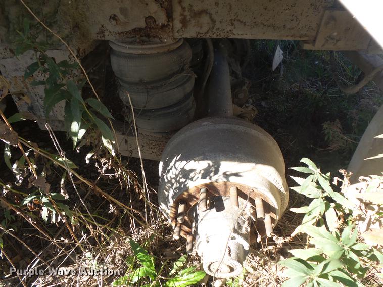 image for item DB8071 2004 Sterling L8500 ready mix truck