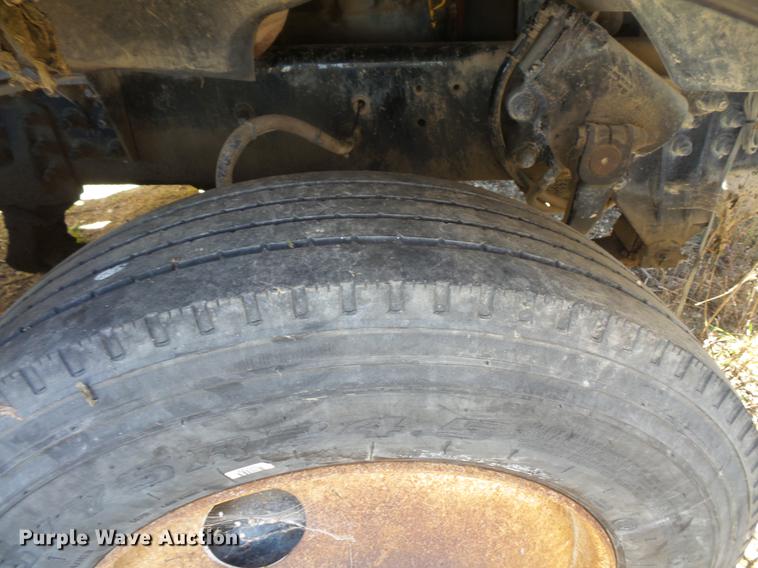 image for item DB8071 2004 Sterling L8500 ready mix truck