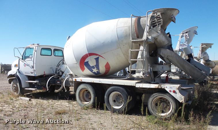 image for item DB8072 2007 Sterling L8500 ready mix truck