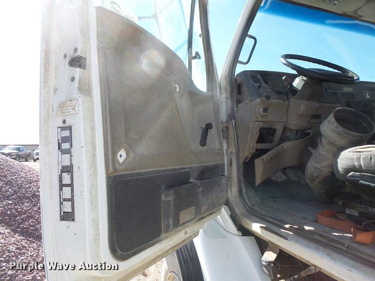 image for item DB8072 2007 Sterling L8500 ready mix truck