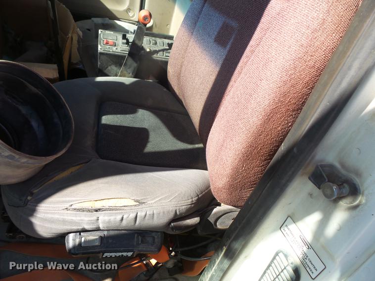 image for item DB8072 2007 Sterling L8500 ready mix truck