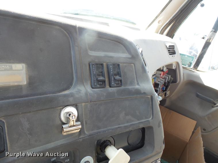 image for item DB8072 2007 Sterling L8500 ready mix truck