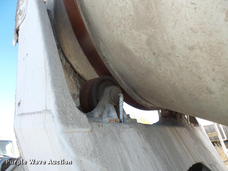 image for item DB8072 2007 Sterling L8500 ready mix truck