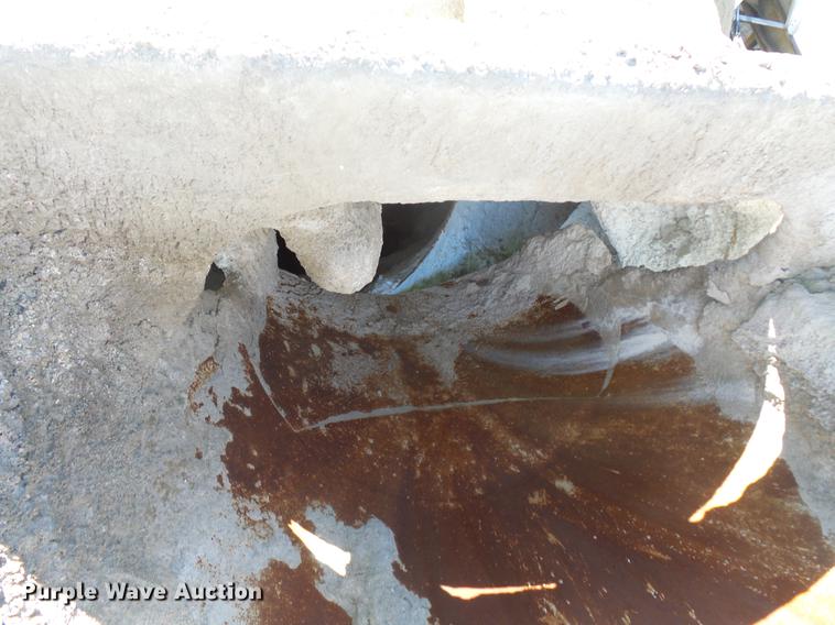 image for item DB8072 2007 Sterling L8500 ready mix truck