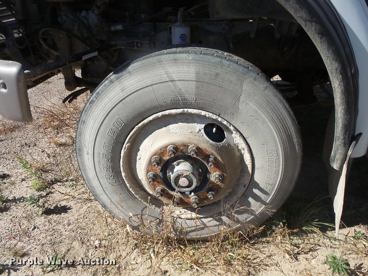 image for item DB8072 2007 Sterling L8500 ready mix truck