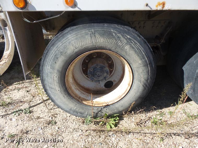 image for item DB8072 2007 Sterling L8500 ready mix truck