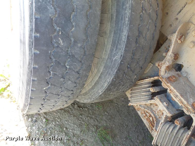 image for item DB8072 2007 Sterling L8500 ready mix truck