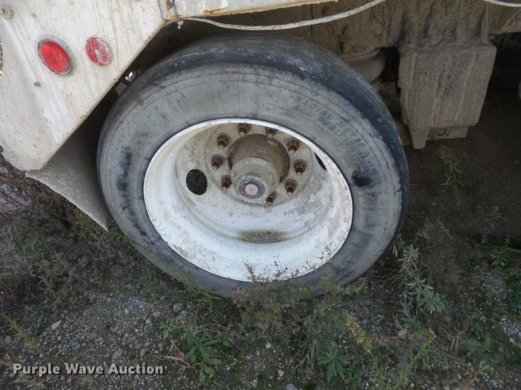 image for item DB8072 2007 Sterling L8500 ready mix truck