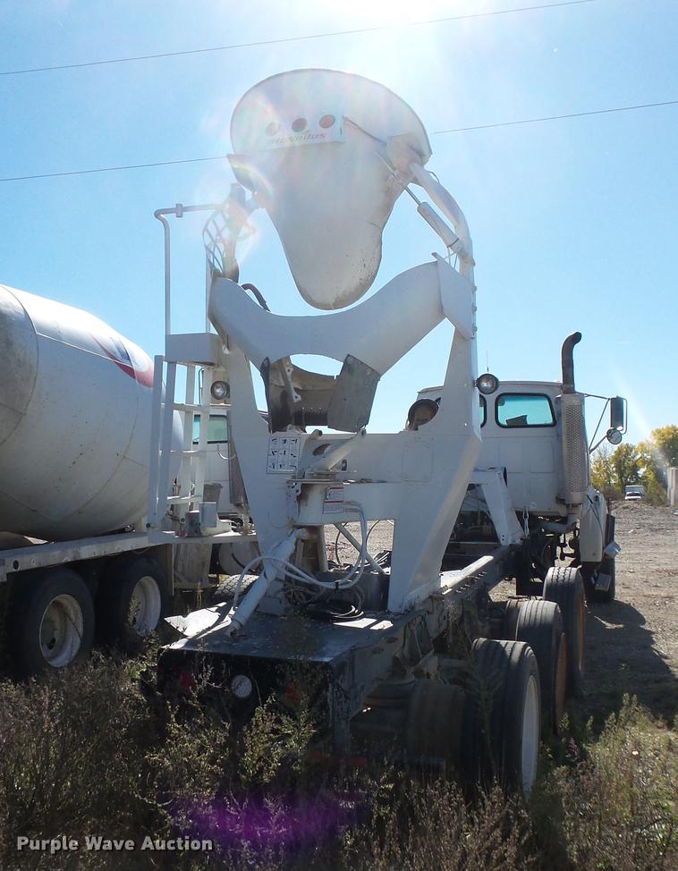 image for item DB8073 2005 Sterling L8500 ready mix truck chassis