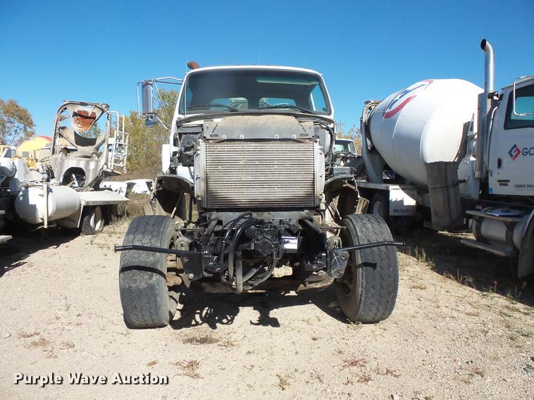 image for item DB8073 2005 Sterling L8500 ready mix truck chassis