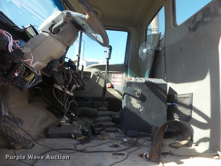 image for item DB8073 2005 Sterling L8500 ready mix truck chassis