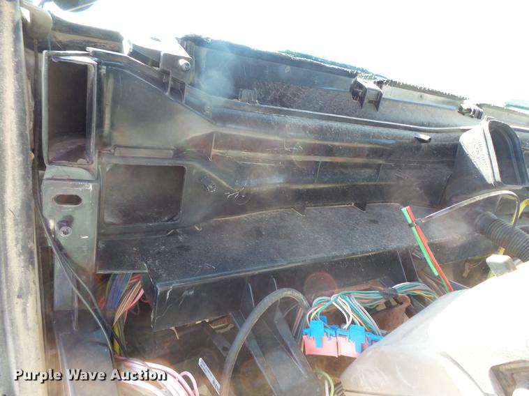 image for item DB8073 2005 Sterling L8500 ready mix truck chassis