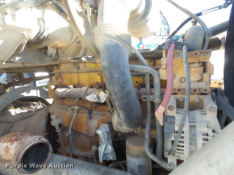 image for item DB8073 2005 Sterling L8500 ready mix truck chassis