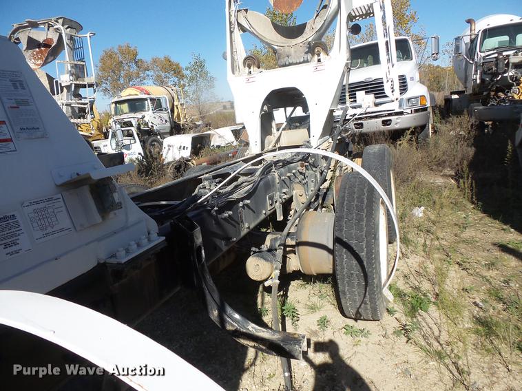 image for item DB8073 2005 Sterling L8500 ready mix truck chassis