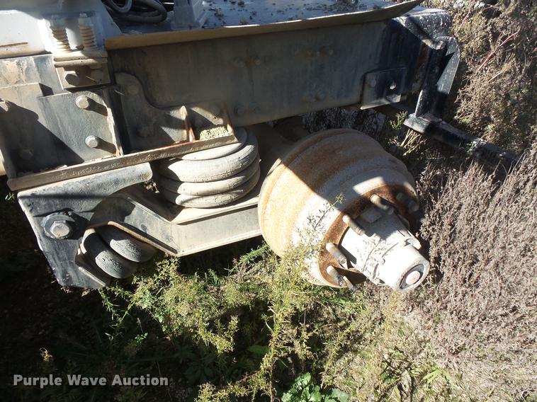 image for item DB8073 2005 Sterling L8500 ready mix truck chassis