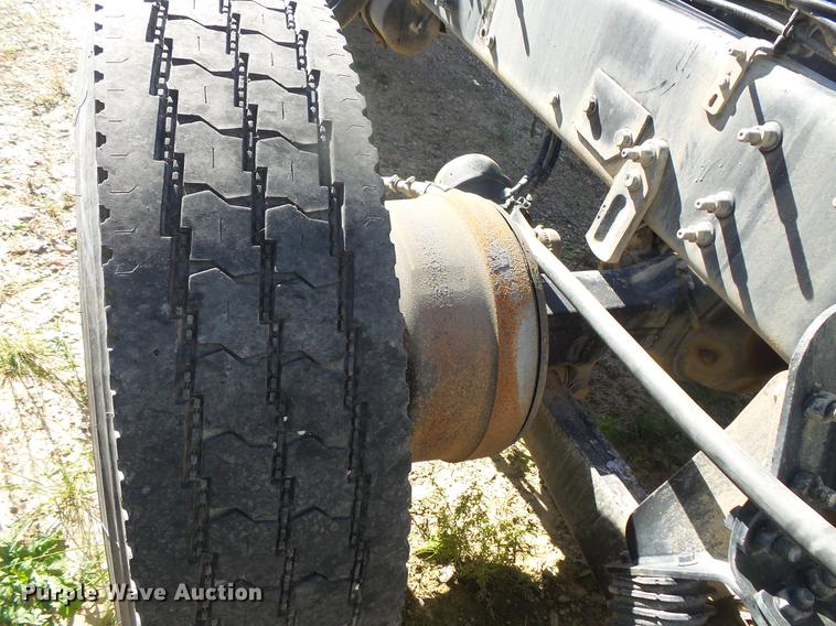 image for item DB8073 2005 Sterling L8500 ready mix truck chassis